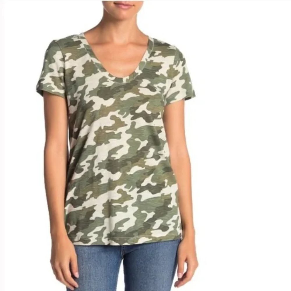 NWOT Susina Camo Scoop Neck Tee XL